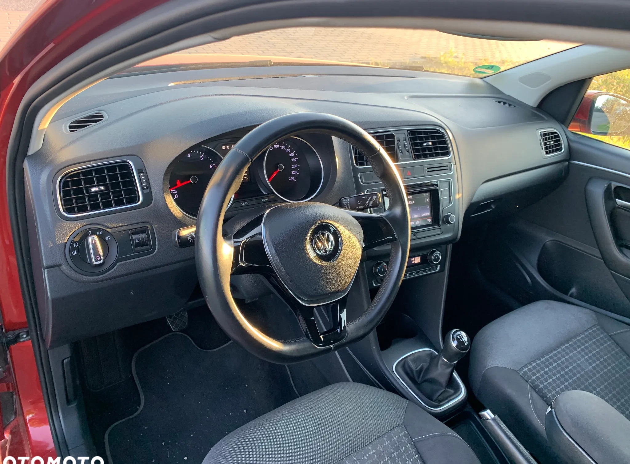 Volkswagen Polo cena 32500 przebieg: 139000, rok produkcji 2015 z Ciechanowiec małe 121